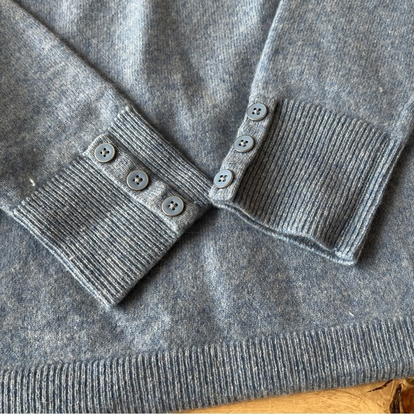 TALBOTS SWEATER SZ S CASHMERE LUXURY CREWNECK BUTTON CUFF OFFICE MINIMALIST SOFT - Picture 6 of 10